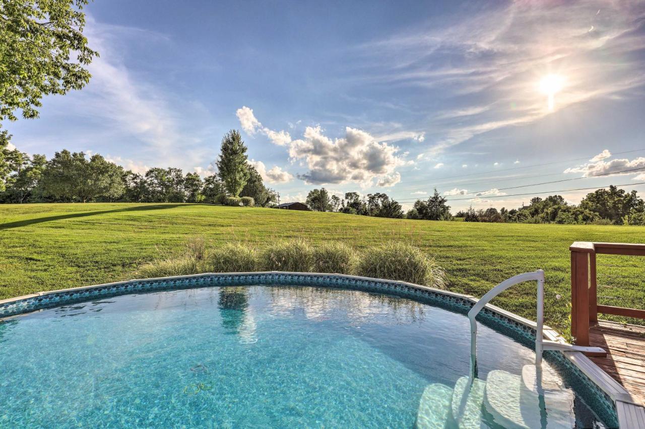Williamstown Gem With Private Pool And Hot Tub! Villa Eksteriør bilde